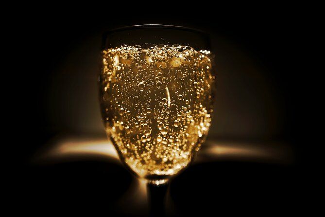 3 Italian sparkling wines and how to distinguish them: Prosecco, Franciacorta..