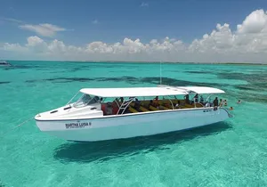 Live the amazing Private Boat Trip to Isla Mujeres + Transfer from Cancun