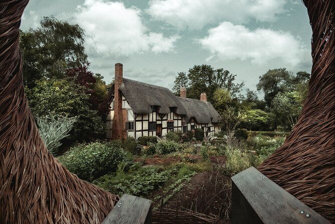 Stratford-Upon-Avon Audio Walking Tour: Shakespeare's Life
