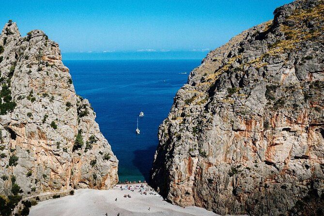 Full Day Tour to the Island of Mallorca