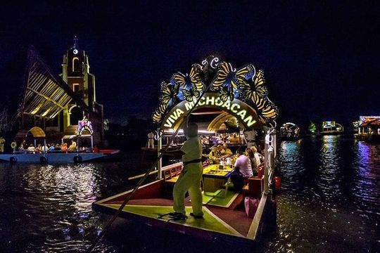 Xoximilco Mexican Party: Marimba & Mariachi Experience.