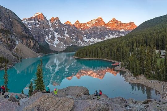 Banff, Moraine Lake & Lake Louise Tour
