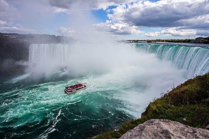 Private 8 hours tour to Niagara Falls from Toronto