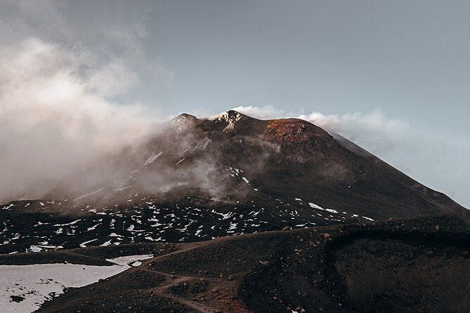 Private Guided Tour of Mount Etna with Wine Tasting and Pick Up