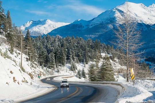 Vancouver Airport Transfers to Whistler, Victoria and other tours