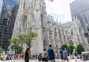 St Patrick Cathedral and Manhattan Walking Tour