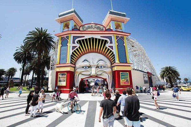 Full Day Private Melbourne Tour with enchanting Koala Encounters.
