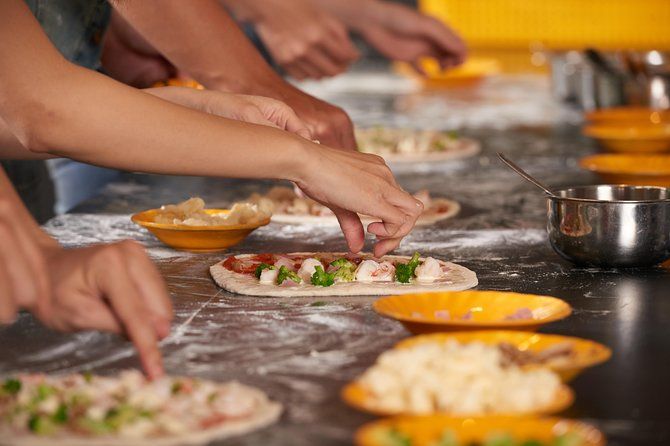 Private Pizza & Tiramisu Class at a Cesarina's home with tasting in Parma