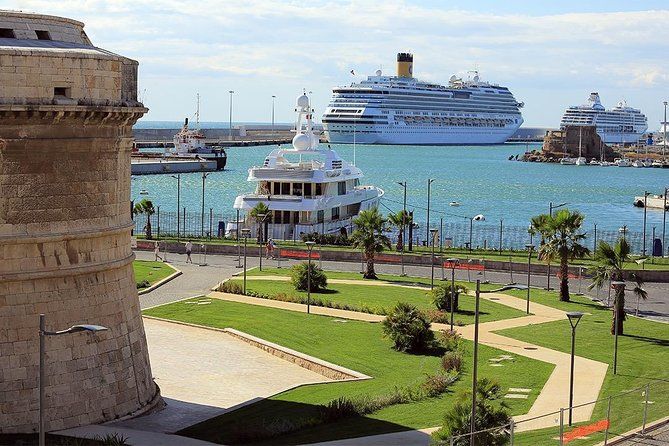 Private transfer from Civitavecchia port to Rome or vice versa