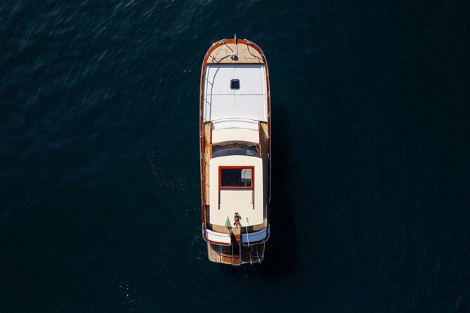 Capri Island Private Luxury Boat – Exclusive Scenic Day Tour
