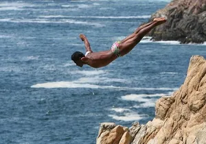 4Hrs City Tour Exclusively for Hotels, Divers, Chapel & Mural.