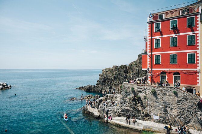 Full Day Pisa and Jewel of the Cinque Terre Tour From Livorno