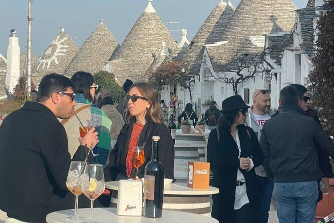 Alberobello walking tour with aperitif