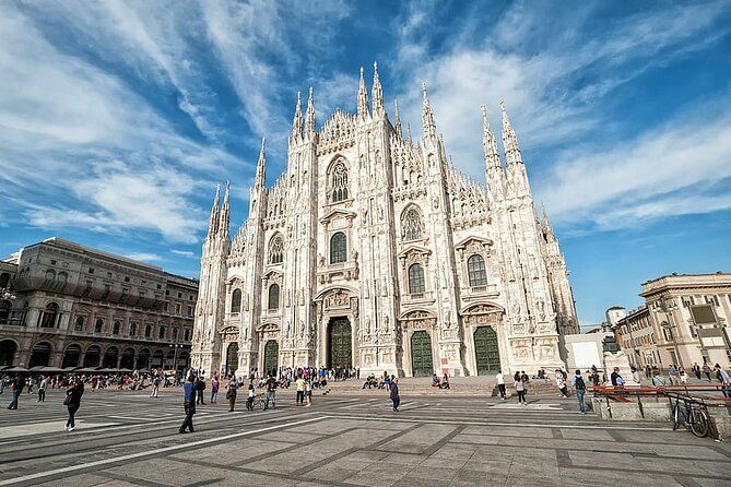 Elevated Ecstasy: Duomo Discovery & Rooftop Marvels + Ebook