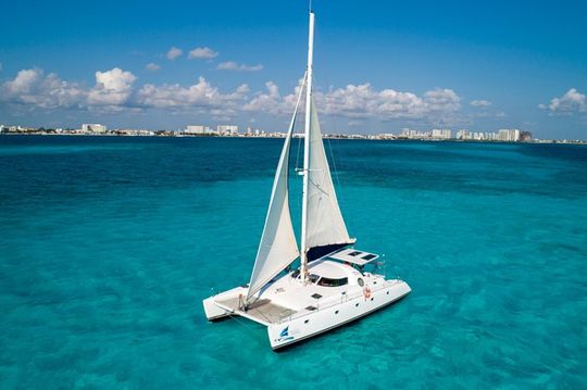 Private Catamaran from Cancun to Isla Mujeres | For up to 40 pp