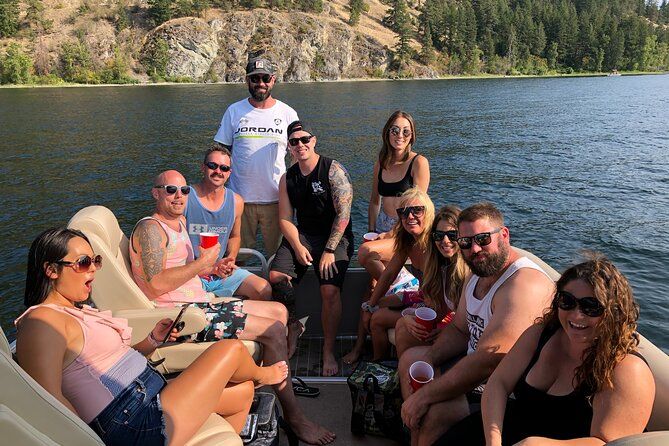 Vernon Luxury Full Day Boat Tour with Lunch Stop