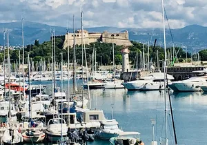 Private Tour Antibes & Saint Paul de Vence (From Nice)