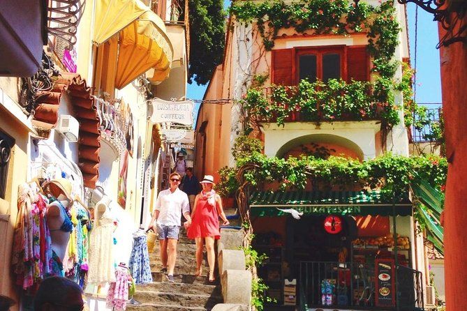 Amalfi, Positano & Ravello small group tour from Sorrento