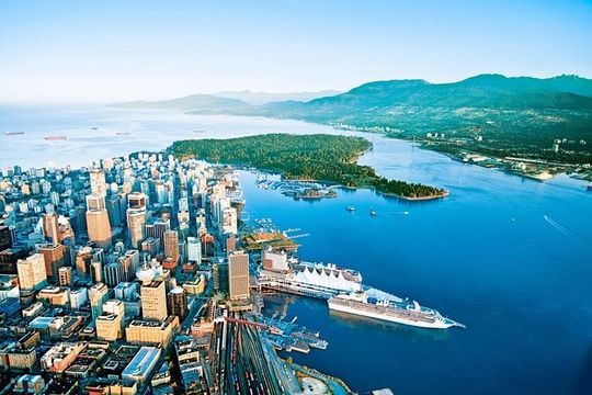 3 hrs Accessible Private Tour-Vancouver City Highlight (From Van)