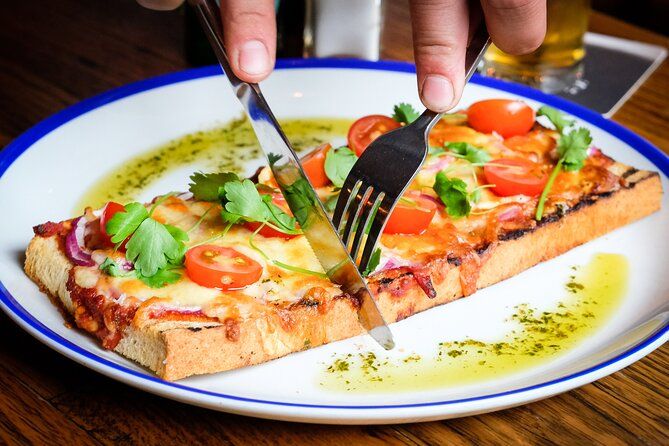 Melbourne Food Tour with 6 Food Tastings in Hidden Laneways