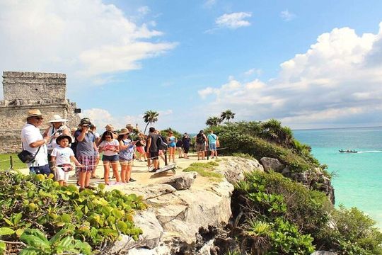 Amazing Tour: Tulum, Akumal Turtles & Cenote from Cancún