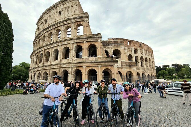 Rome Tour on Quality E-bikes, Small Groups and Local Guide!
