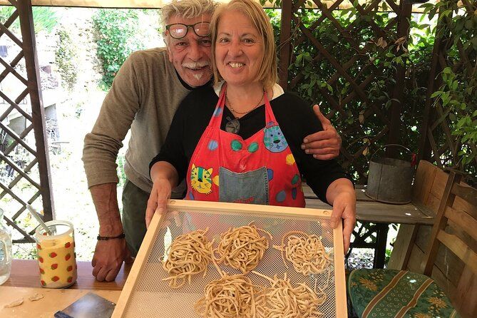 Florence Cooking Class with Wine Pairing in Mirella's Garden Home