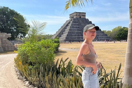 Private Tour: Chichen Itza, Cenote Oxman and Lunch in Valladolid