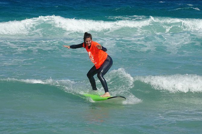 4 Hours Surf Class in Corralejo, Fuerteventura