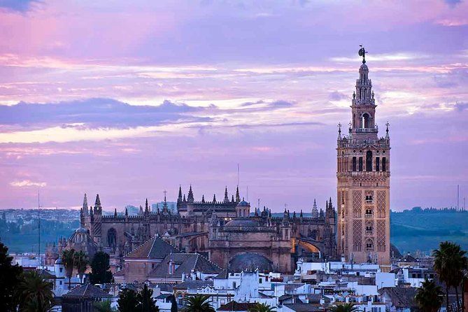 Group Seville Jewish Quarter and Cathedral