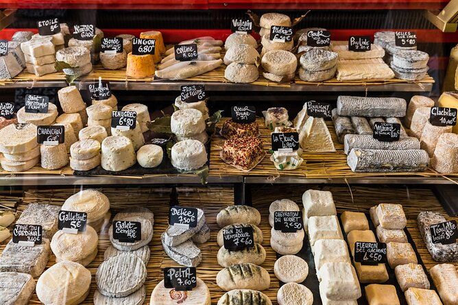 Bordeaux Old Town Food and Wine Tour