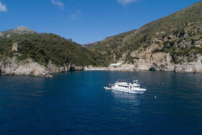 Amalfi Coast Tour from Salerno to Positano, with aperitif and lunch