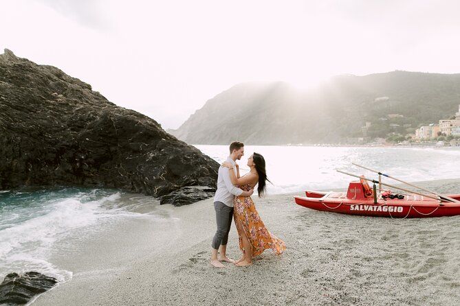 Private Vacation Photography Session with Local Photographer in Cinque Terre