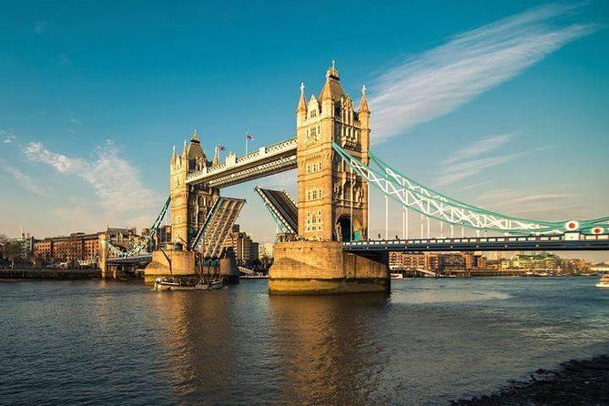 East London to Southampton Cruise Terminals Private Port Transfer