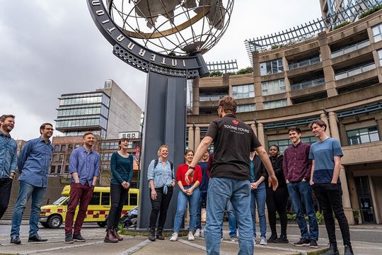 Gratuity-Based Vancouver City Highlights 3 Hour Walking Tour