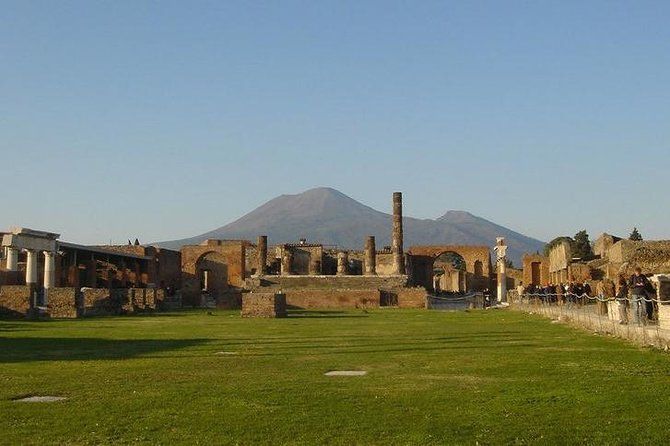 Private VIP tour to Pompeii Ruins with a Private Guide