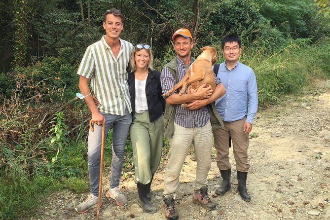 Truffle hunt and Barolo wine tasting