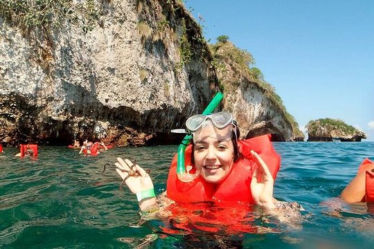 Catamaran Tour to the Arches, Playa las Animas, Snorkeling and more