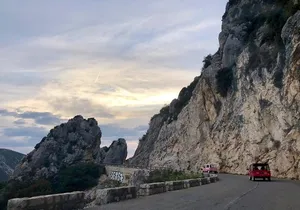 Private excursion from Villefranche in Citroën Méhari to Eze and Monaco