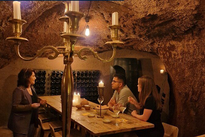 Rome: Candlelight Food & Wine Tasting in Ancient Roman Cellar