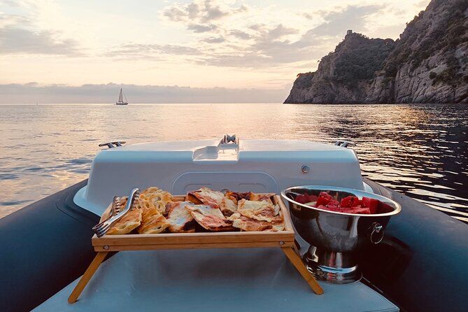 Sunset Boat Tour with Aperitif in Portofino