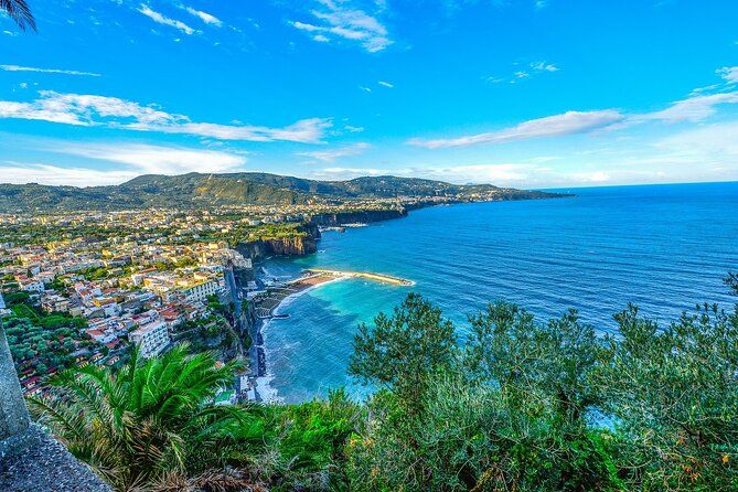 Full Day Capri & Sorrento by Inflatable Boat from Naples