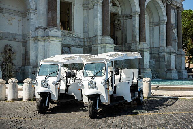 Private 2 Hour VIP Tuk Tuk Tour with Hotel Pickup and Prosecco