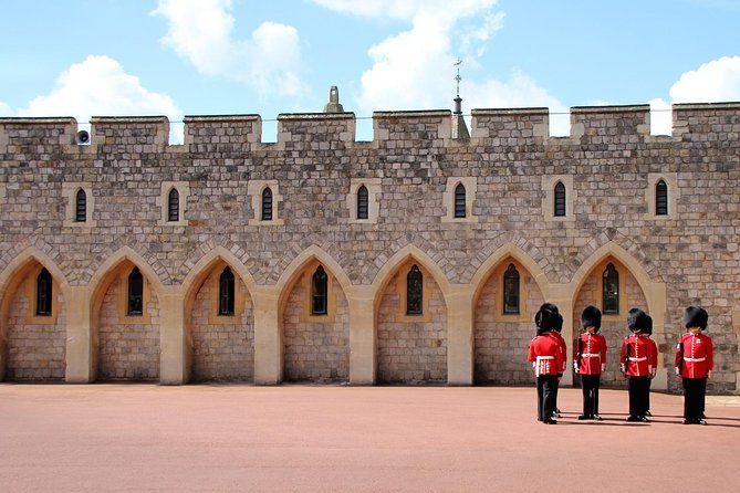Windsor Castle Independent Visit With Private Driver Up To 3 People