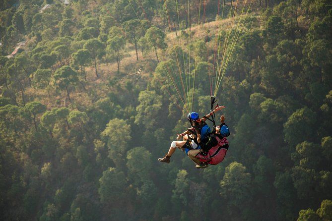 Paragliding in Valle de Bravo