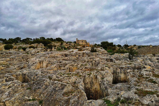 Tuvixeddu Necropolis: the cult of the dead in Punic and Roman times