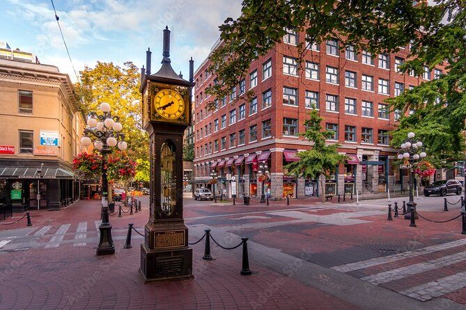 Private Guided Photogenic City Tour in Greater Vancouver