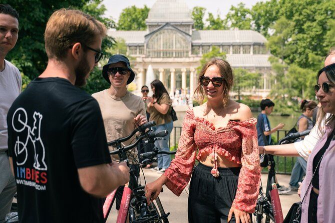 Private customizable bike tour Madrid