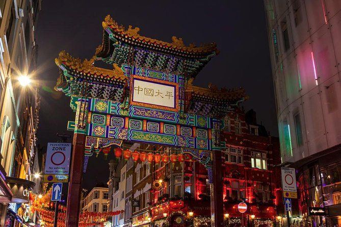 Private London Chinatown to Soho Night Photography Tour