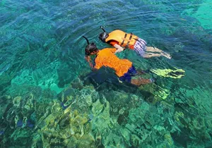 Travel ABOARD A JEEP and visit the most iconic places of Cozumel!